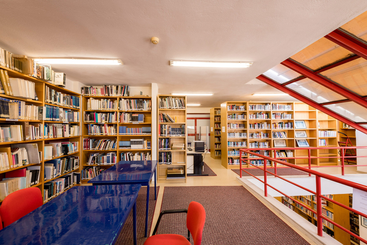 Pyrgos Central Public Library 26