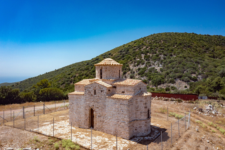 Church of Pammegistoi Taxiarches 10