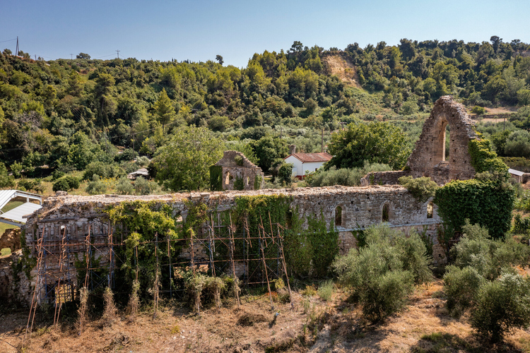 Μονή Ίσοβας 5