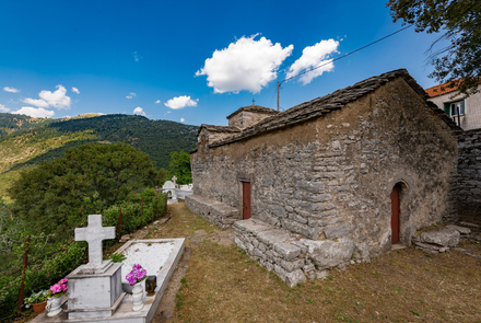 Ι. Ναός Αγίας Τριάδας Δίβρης