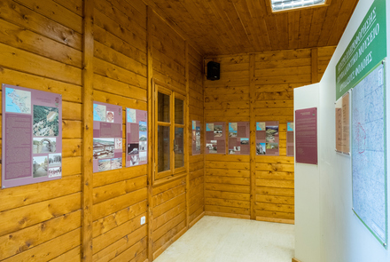  Environmental Museum - Foloi Oak Forest Informati...